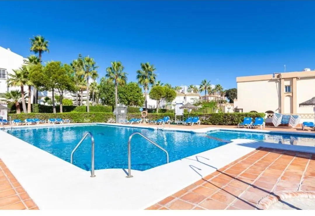 Chalet With Sea Views location