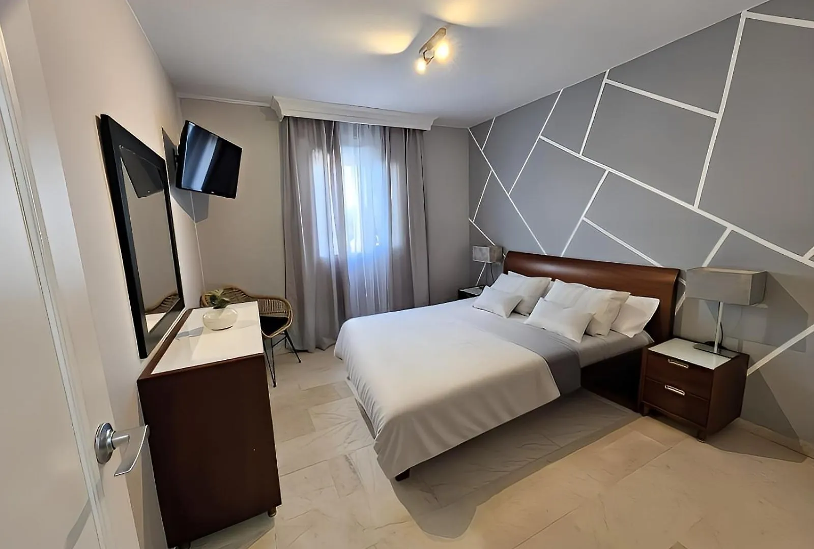 Chalet With Sea Views Fuengirola 0*,  Spain